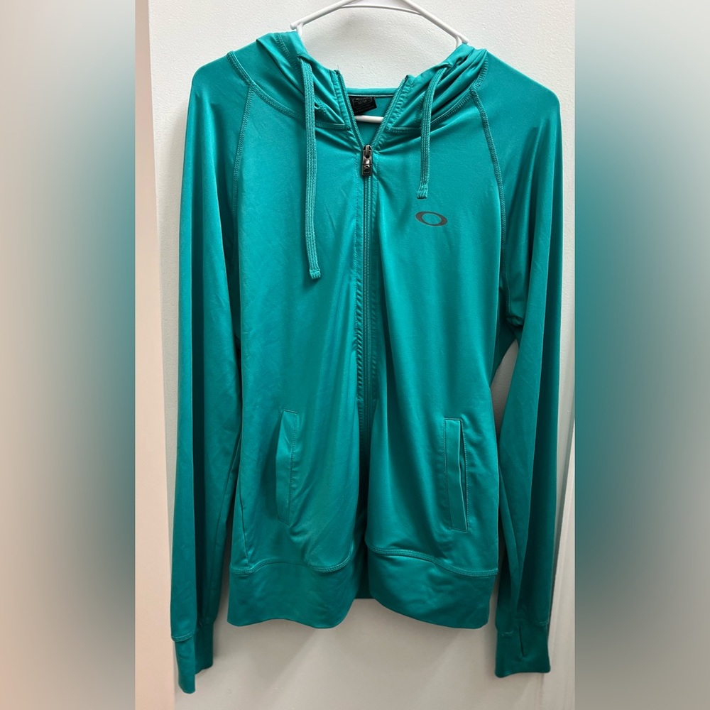 Oakley Teal Full-Zip Activewear women’s size medium
